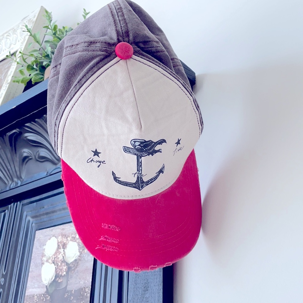 Adorable women’s coastal vibe hat